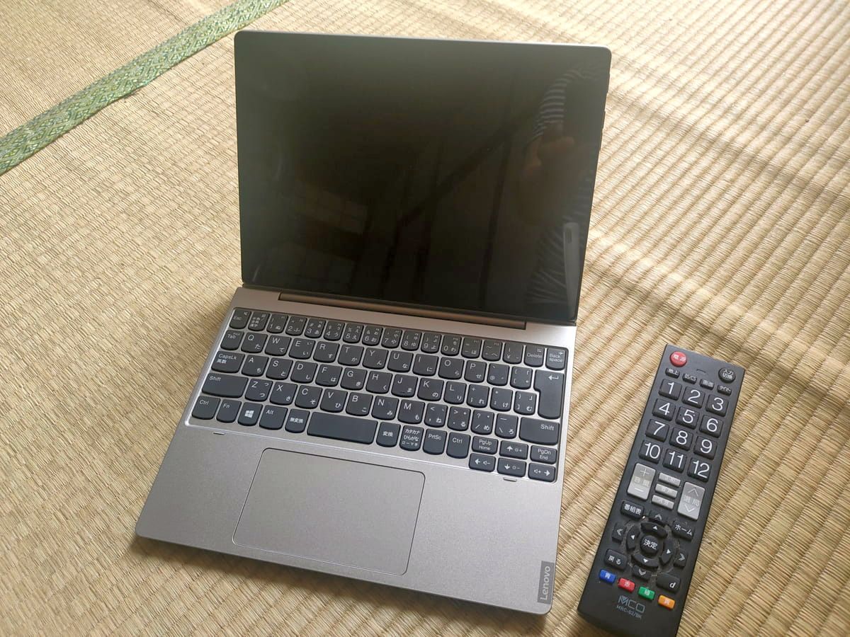 Lenovo ideapad D330-101GM SIMが入るLTE 古くても2in1でLTE接続で格安データSIMが使えるLenovo IdeaPad D330